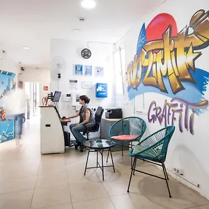 Albergue No Limit Graffiti, Barcelona