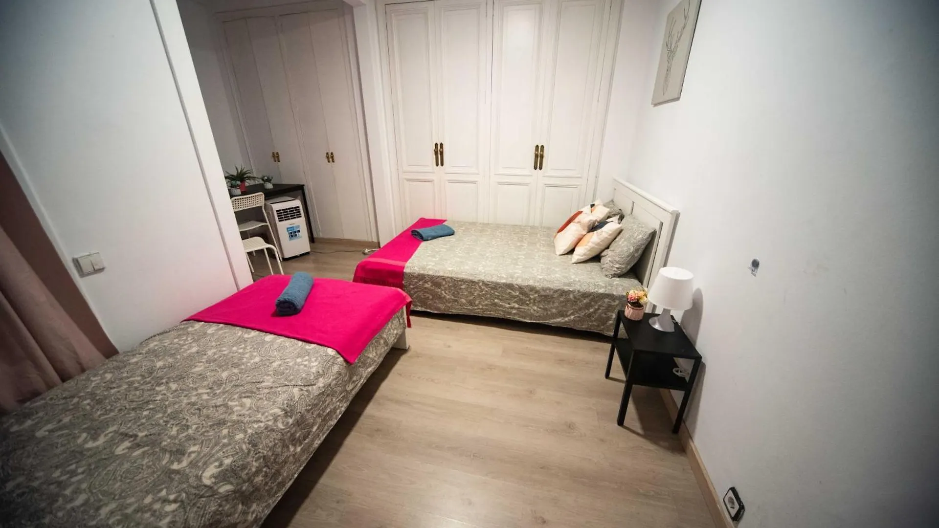 Dagon Ruums Hostel Barcelona 0*,